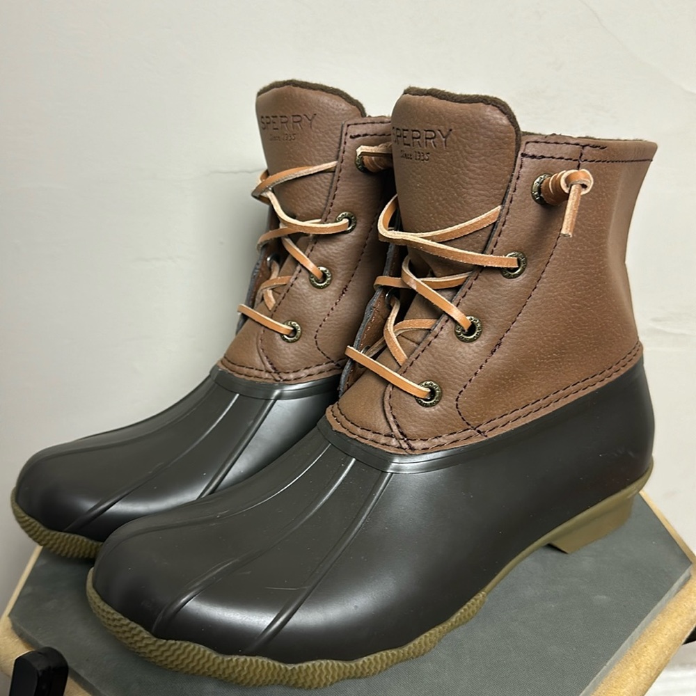 Sperry Women’s Saltwater Duck Boots black/brown - Size 7.5